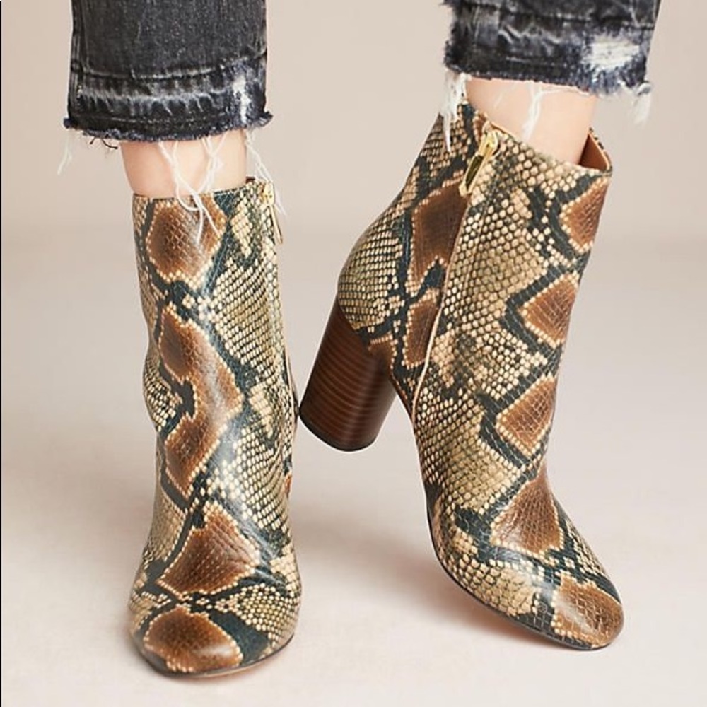 Sam Edelman Corra Bootie